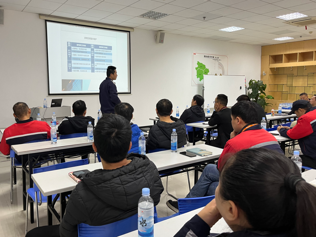 分享知识，，交流履历——问鼎娱乐app受邀到统一企业举行中央空调清洁手艺分享(图2)